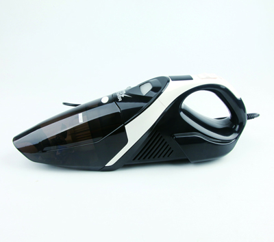 Vacuum cleaner with light